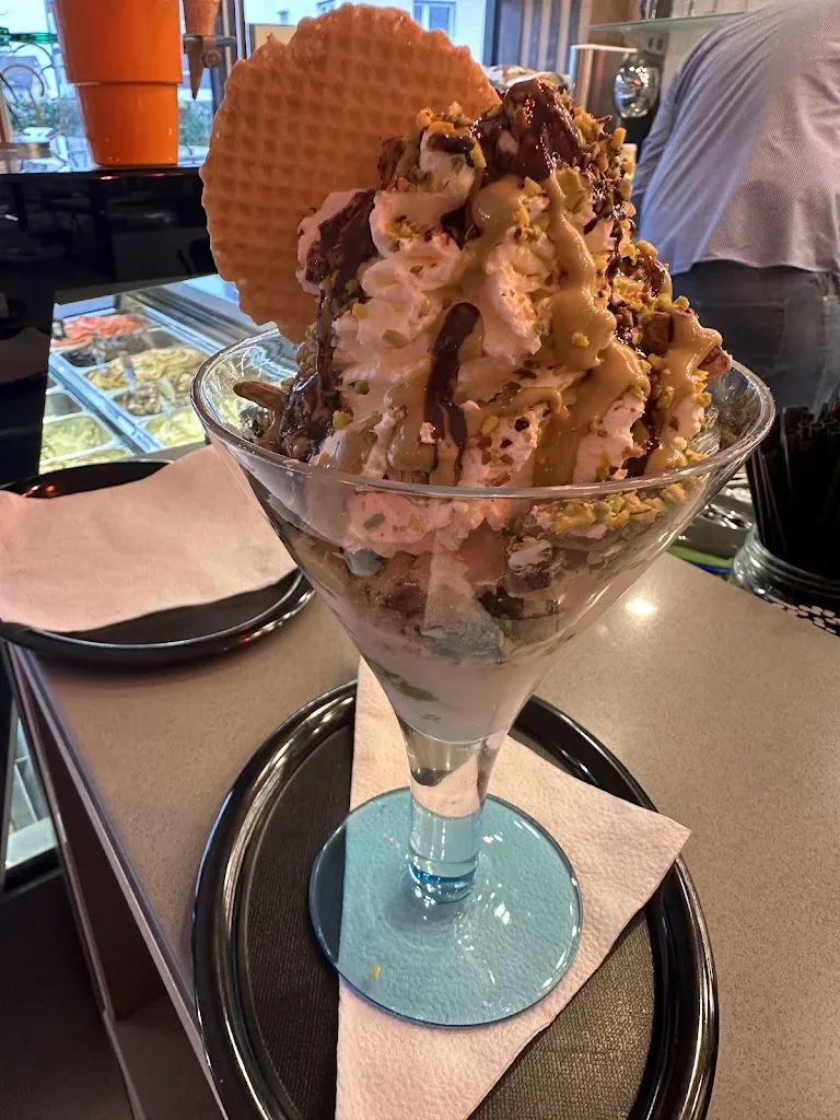 Eiscafè Dolce Passione_(Westerwald)_slider_image_3