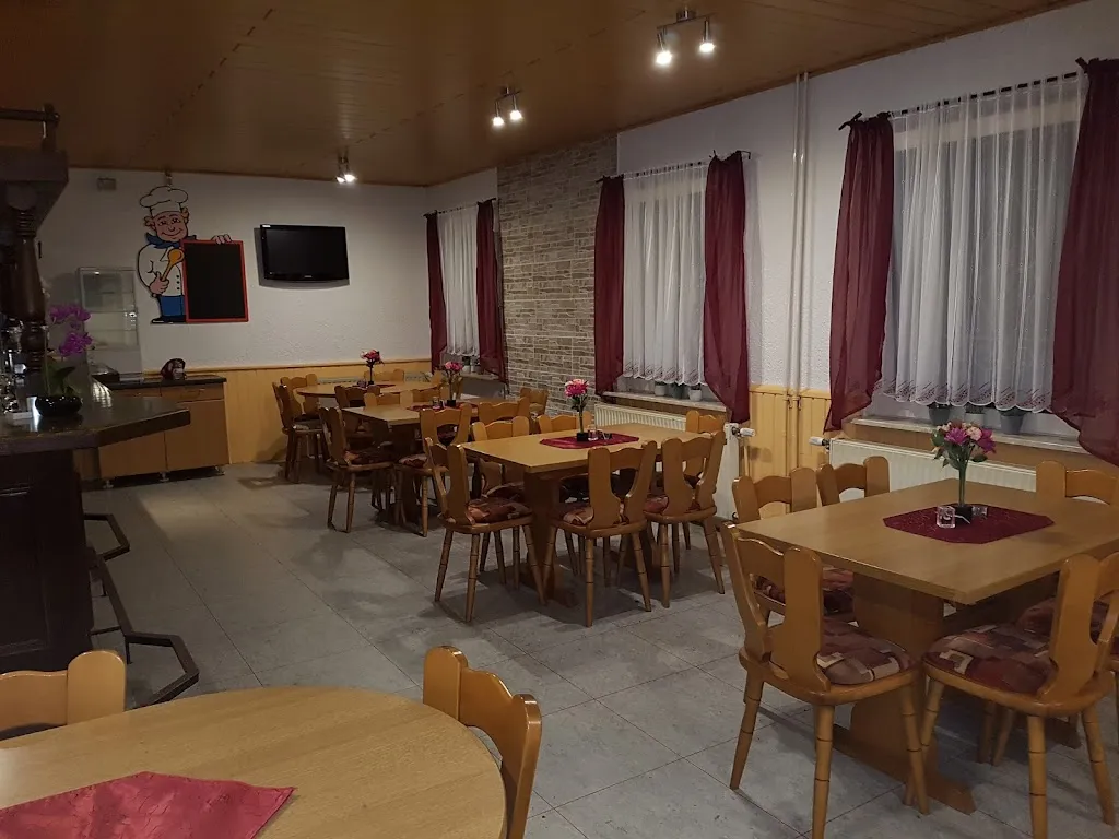 Gaststätte zum Schützenhaus restaurant in Hütschenhausen
