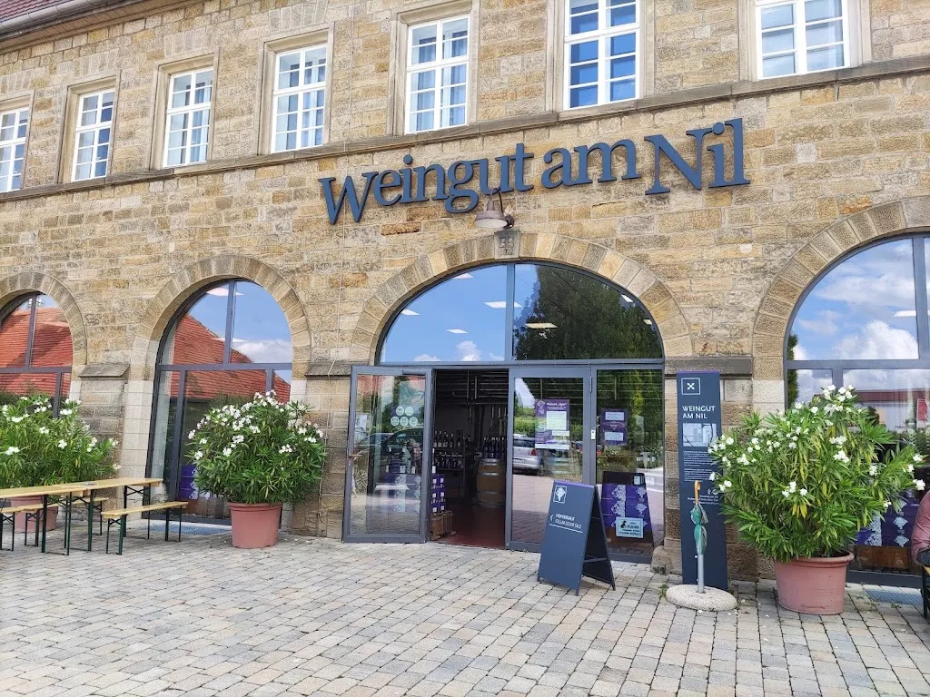 Weingut am Nil Weingut, Gutsausschank & Gästehaus_Kallstadt_slider_image_1