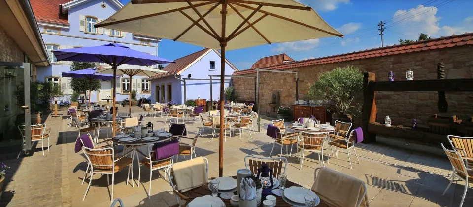 Weingut am Nil Weingut, Gutsausschank & Gästehaus_Kallstadt_slider_image_3