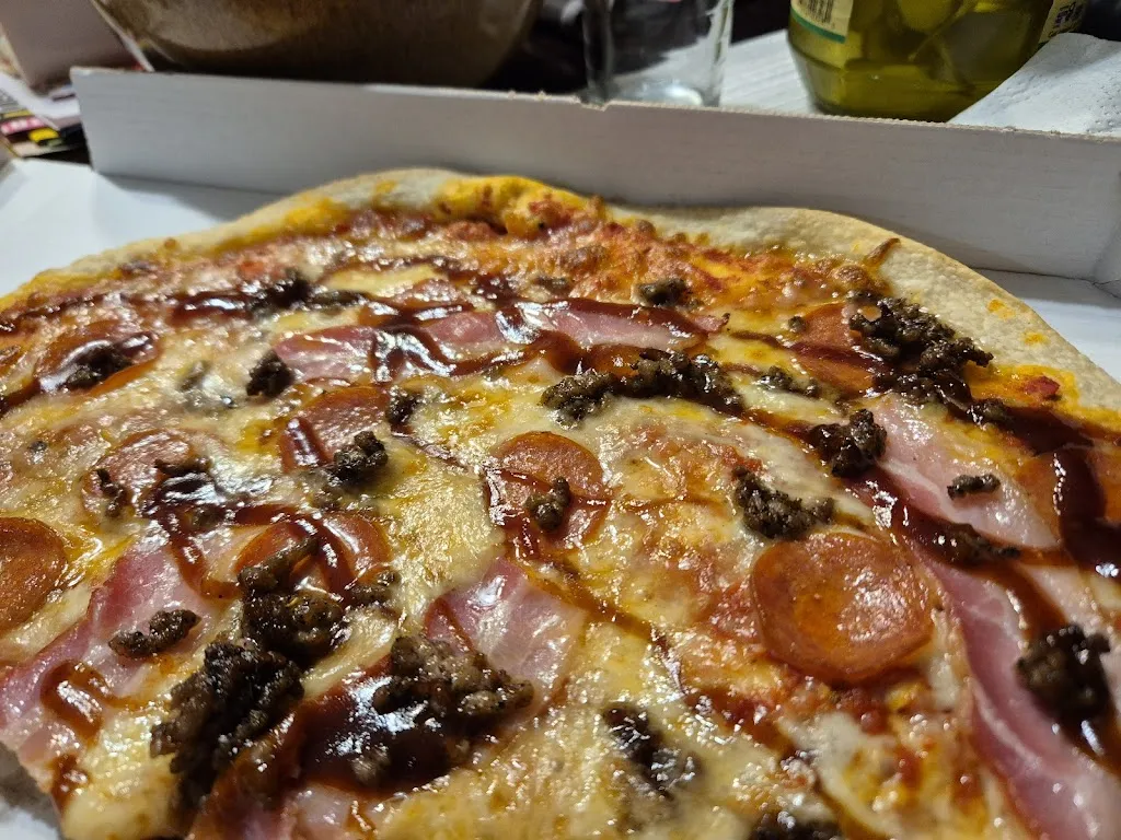 Pizzeria Leonhardo’s_Kottweiler-Schwanden_slider_image_3