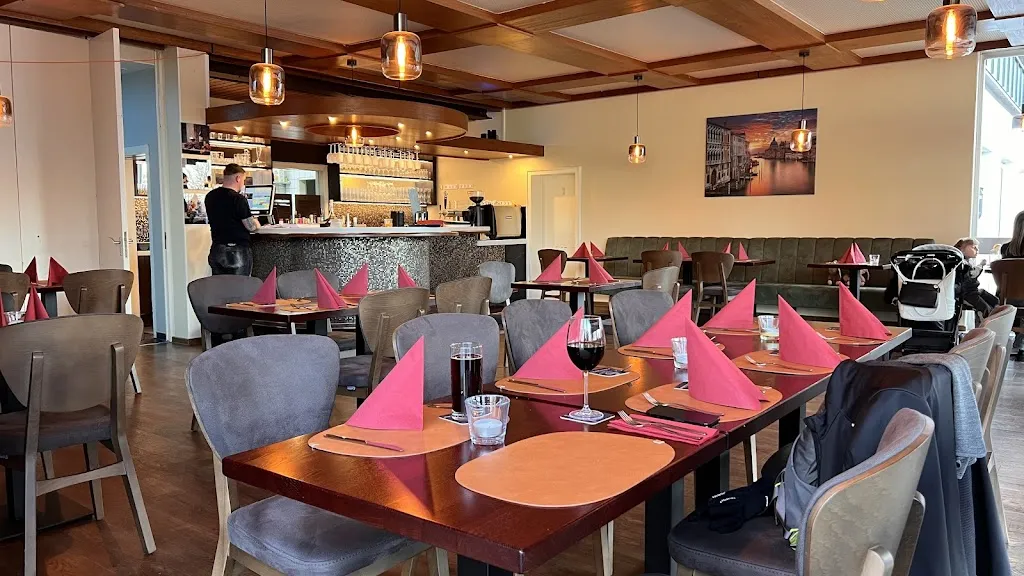 Ristorante-Pizzeria Napoletana_Kaiserslautern_slider_image_1