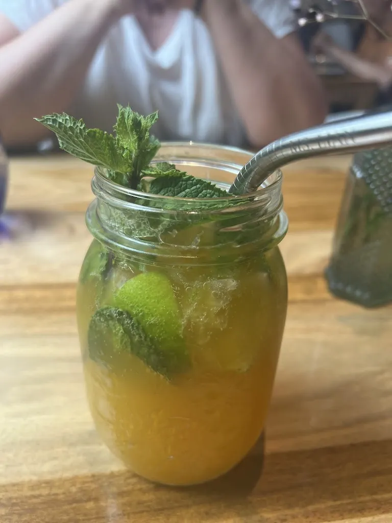 Menu_Ms. Lian_Trier_image_5