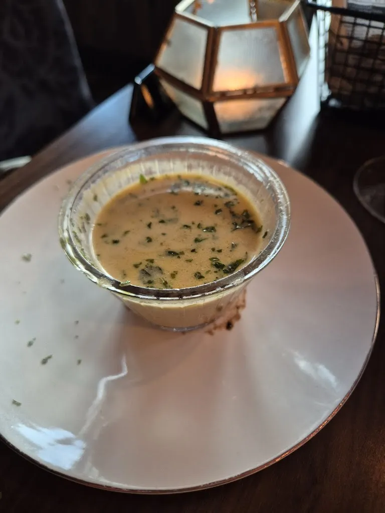 Julia Jörg_Bottle N Beef_Kirn_review