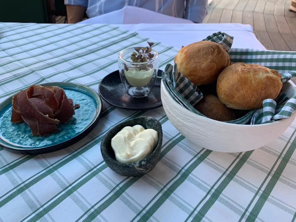 hundreddragons_Ochs und Schwan_Weinstraße_review