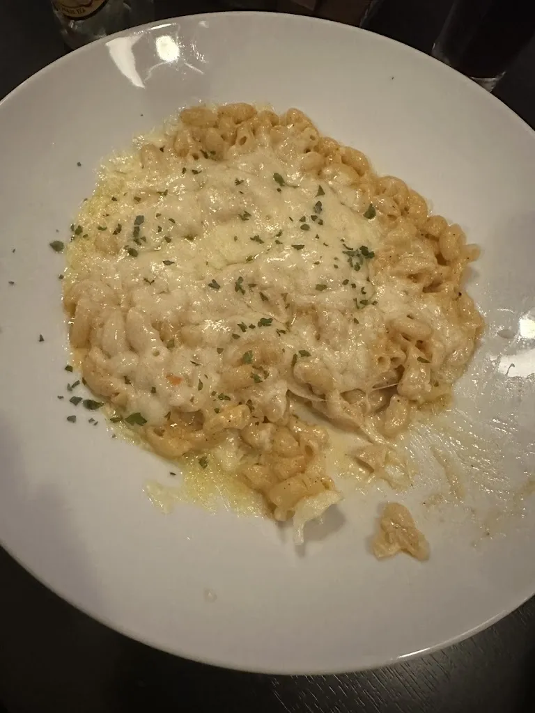 Porsha White_Berger's Diner & Sportsbar_Grafenwöhr_review