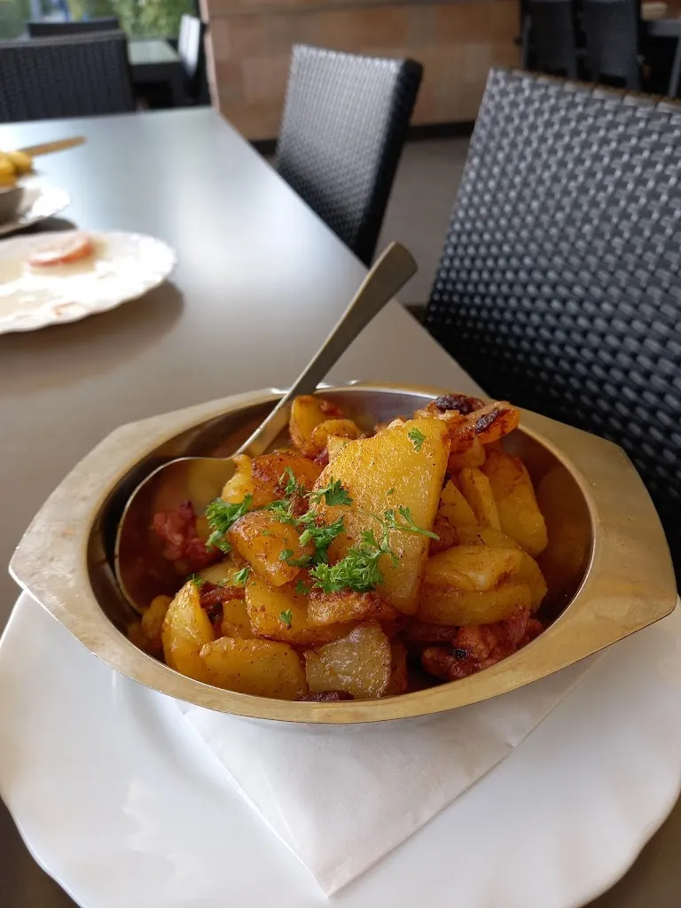 Menu_Gaytalhalle und Campinggaststätte_Körperich_immagine_1