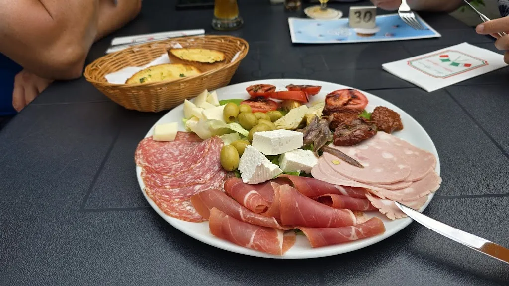 Pizzeria Bella Italia_Kyllburg_slider_image_2