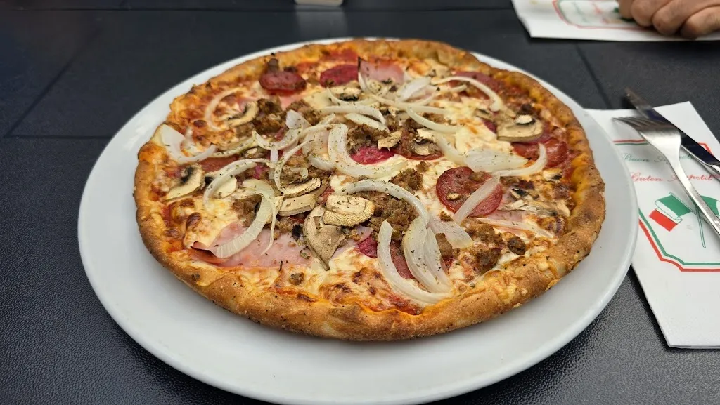 Pizzeria Bella Italia_Kyllburg_slider_image_3