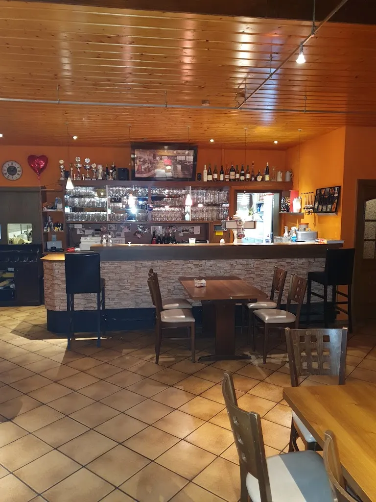 Sportheim Lambrecht_(Pfalz)_slider_image_1