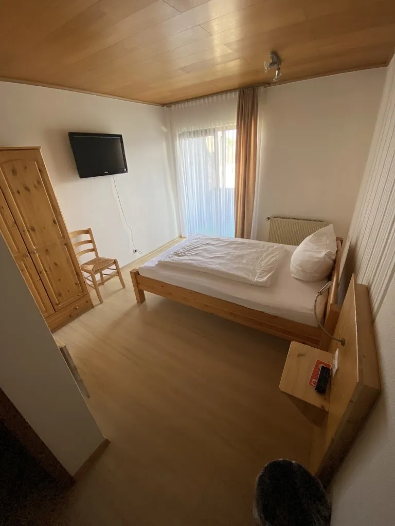 Simon Hofmann_Landgasthaus Hubertusklause Bad Marienberg_(Westerwald)_review