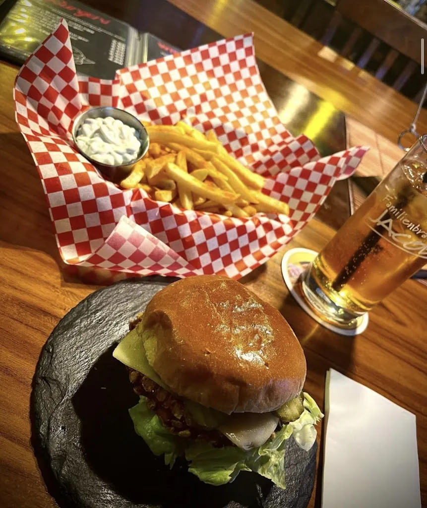 Happy’s Sports Bar_Grafenwöhr_slider_image_3