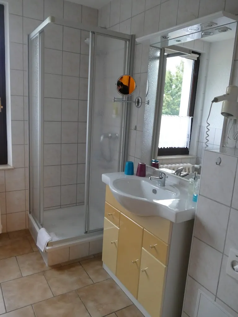 The Spring Inn_Jonsdorf_slider_image_3