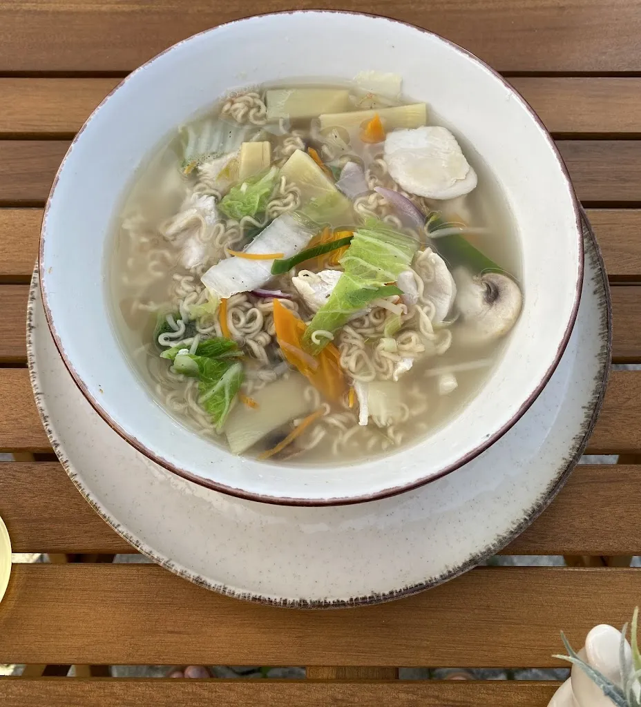 Axel_WOK SIXTY6_Lingenfeld_review