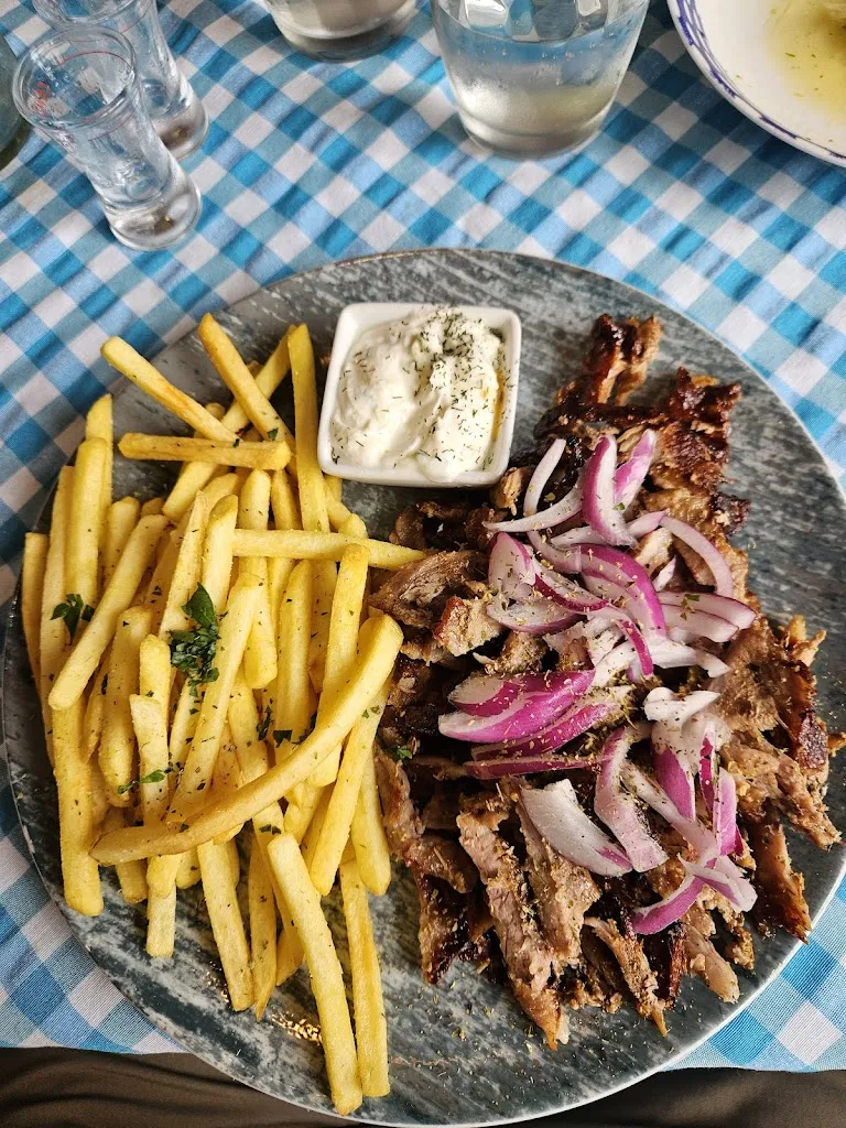 Fred O_Taverna Kreta_Allgäu_review