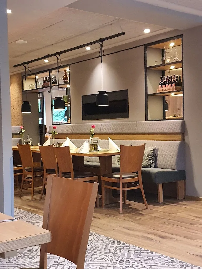 Nina K_Hotel-Café-Restaurant Heidsmühle_Manderscheid_review