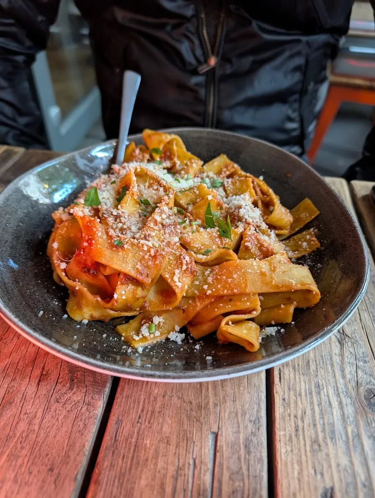 Luc Spencer-Gardner_Drei Hefen_Koblenz_review