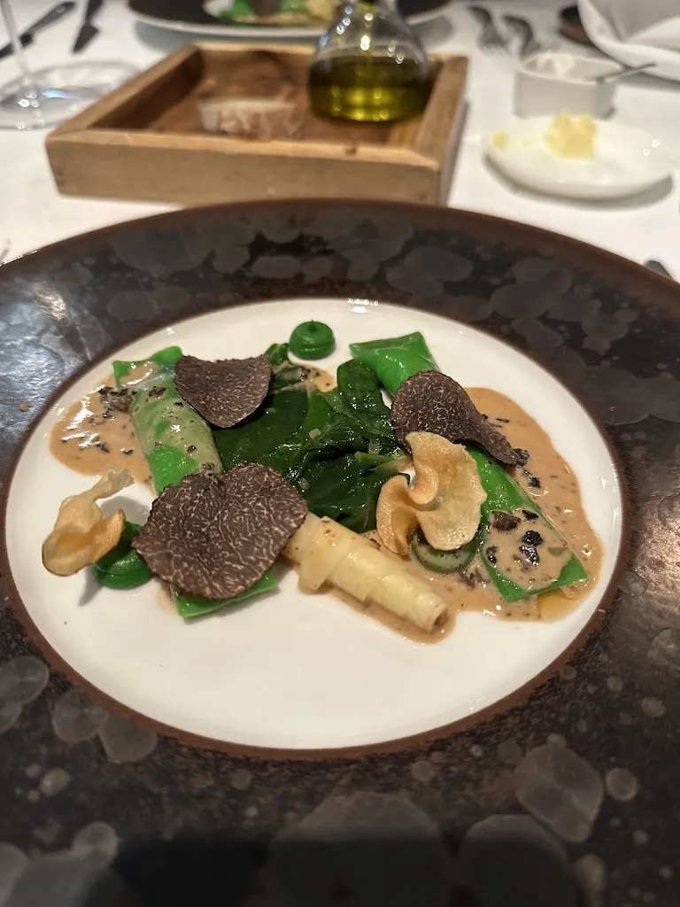 Mareike Doll_RESTAURANT SCHATTBUCH_Amtzell_avis