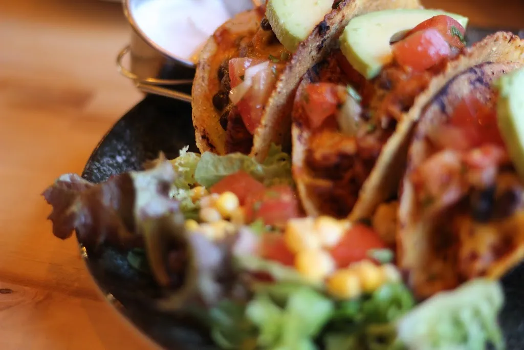 La Cha Cha Cha_Koblenz_slider_image_2