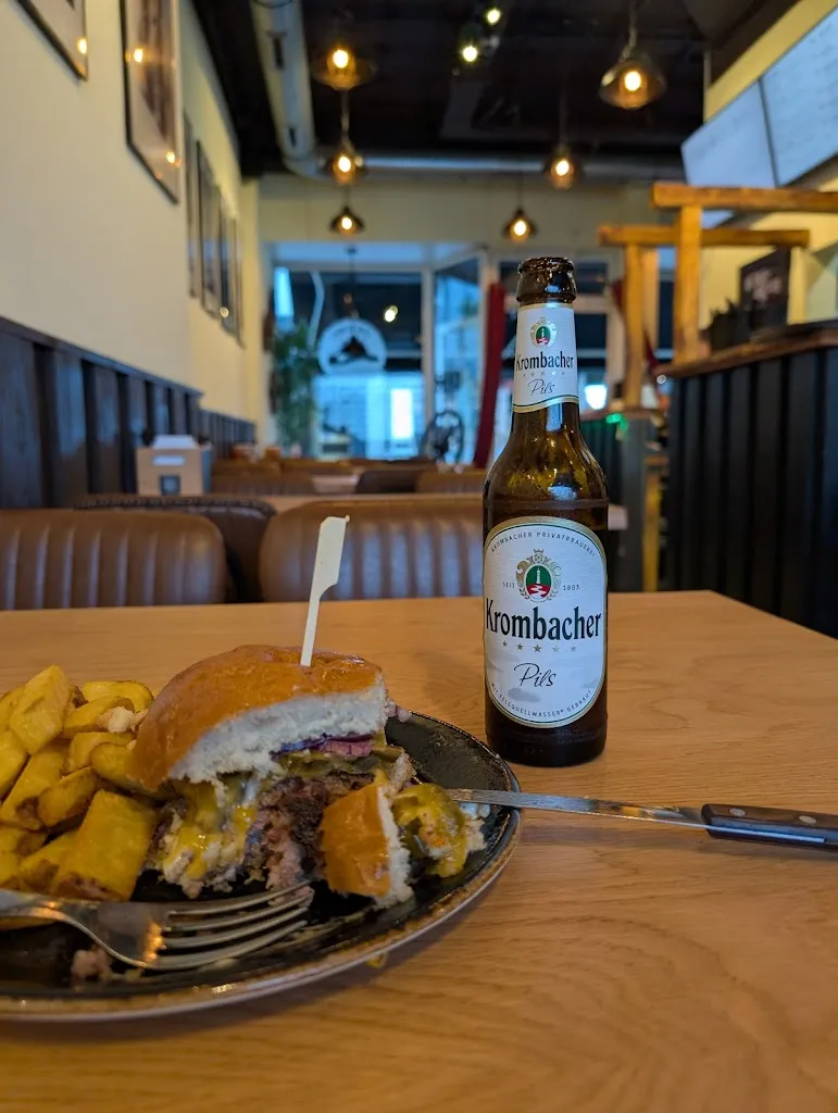 Paul Stoica_Cowboys Burger Saloon_Koblenz_review