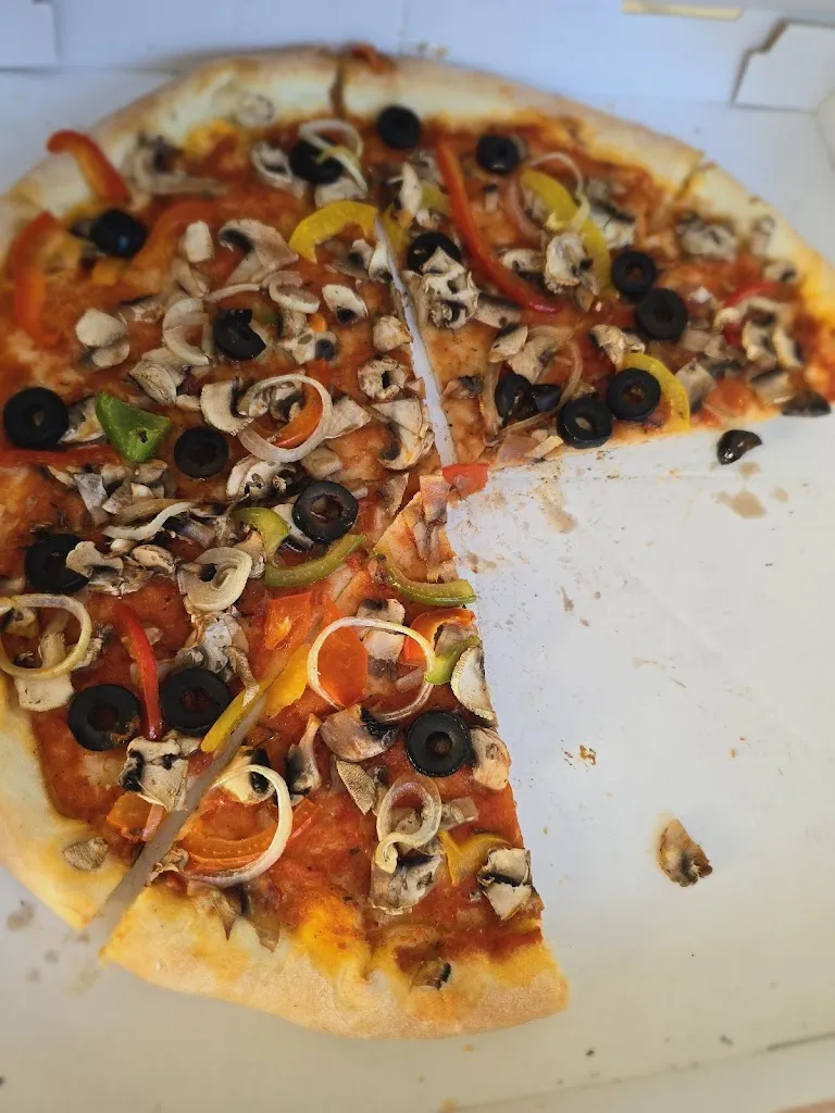 Roni's Pizzeria Martinshöhe_Martinshöhe_slider_image_2