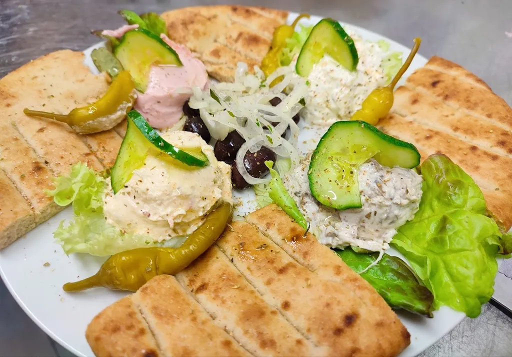 Griechisches Restaurant Nostimo & Partyservice_Gößweinstein_slider_image_3