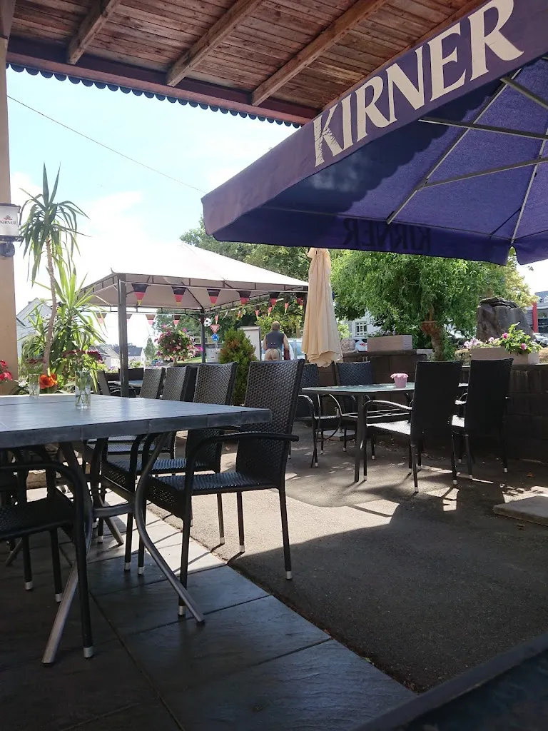 Pfälzer Stube restaurant in Mastershausen