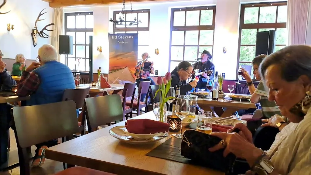 Karlsmühle restaurant in Mertesdorf