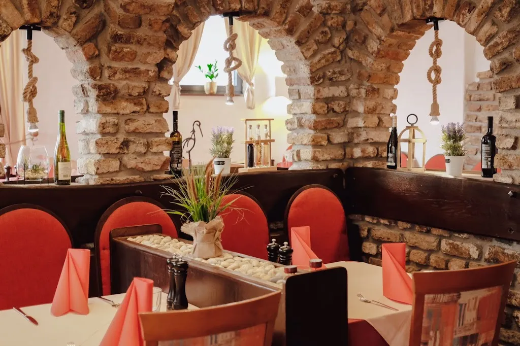 Dalmacija Mayen_Mayen_slider_image_1