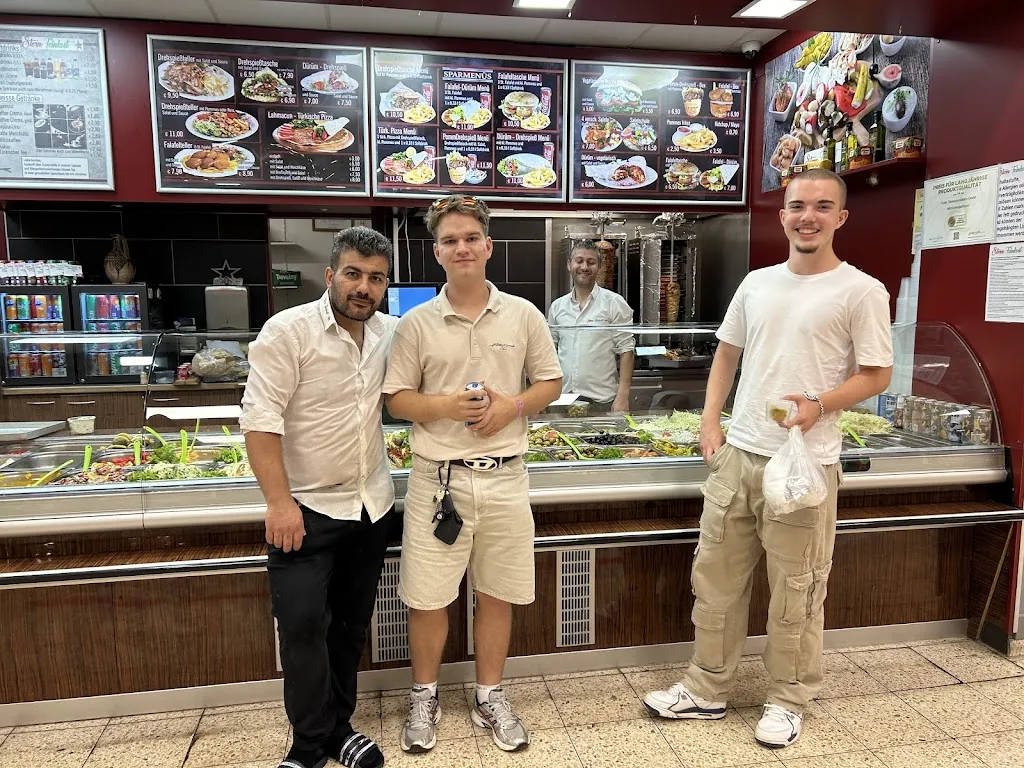 Stern Feinkost restaurant in Mayen