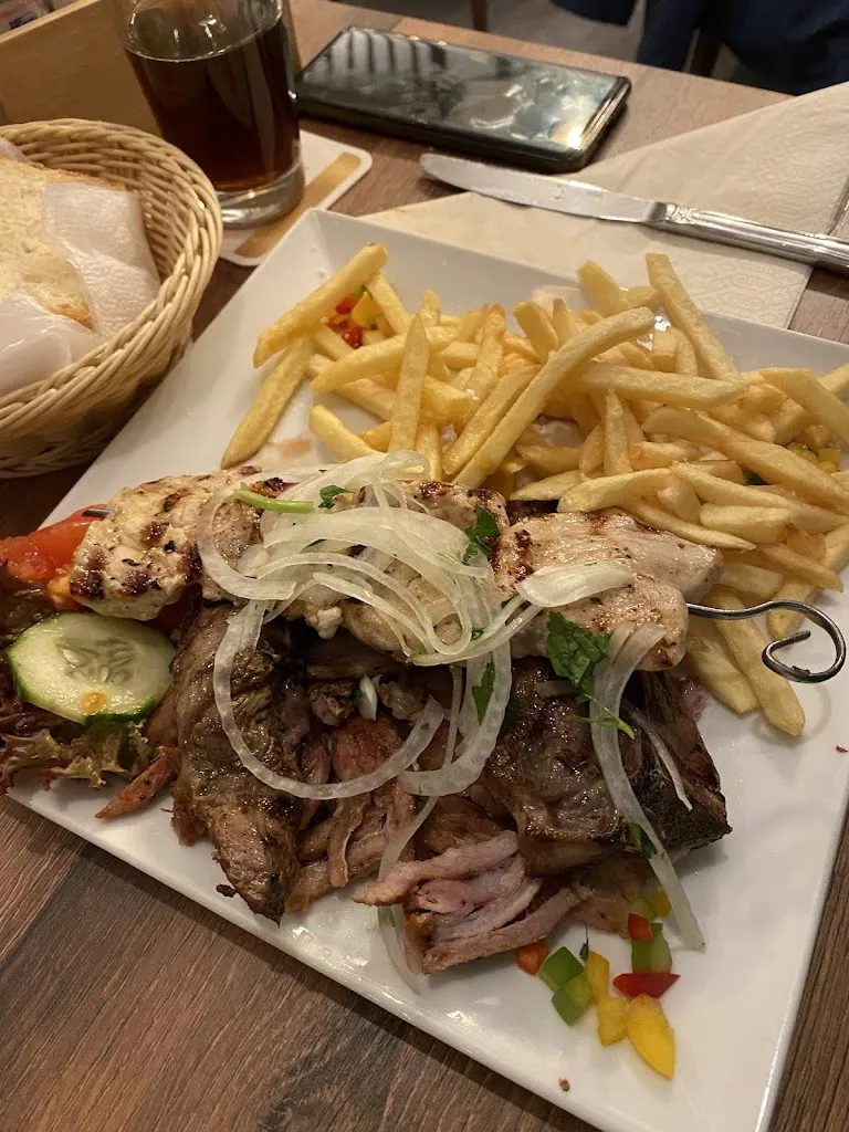 Restaurant Poseidon_Mayen_slider_image_3