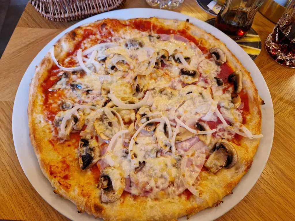 Menu_Ristorante Pizzeria La Piazza_Mayen_image_4