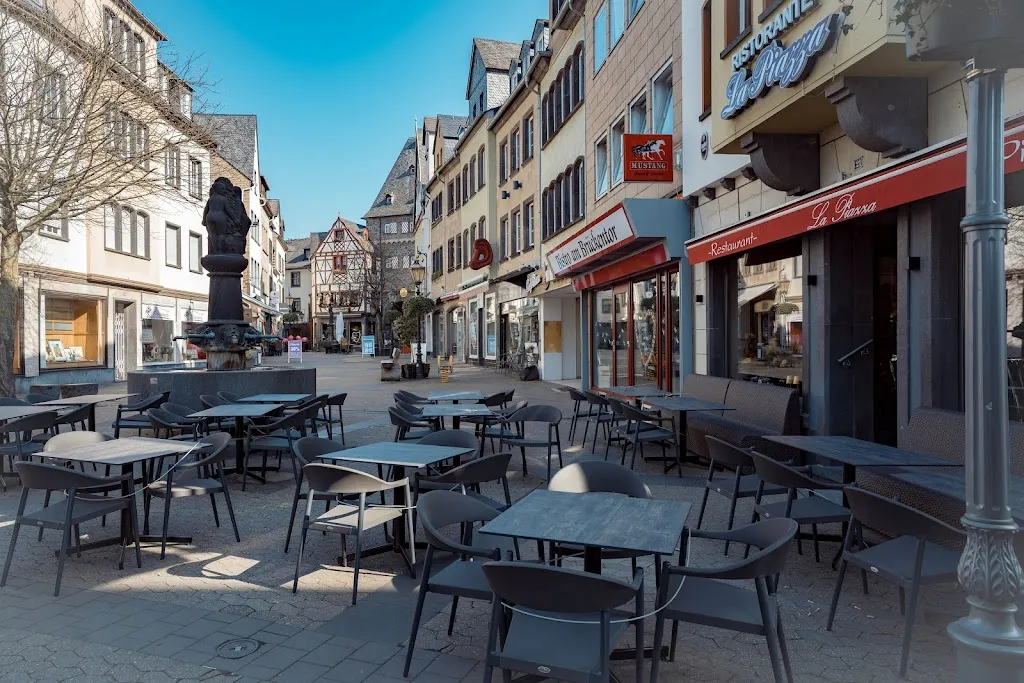 Ristorante Pizzeria La Piazza ristorante a Mayen