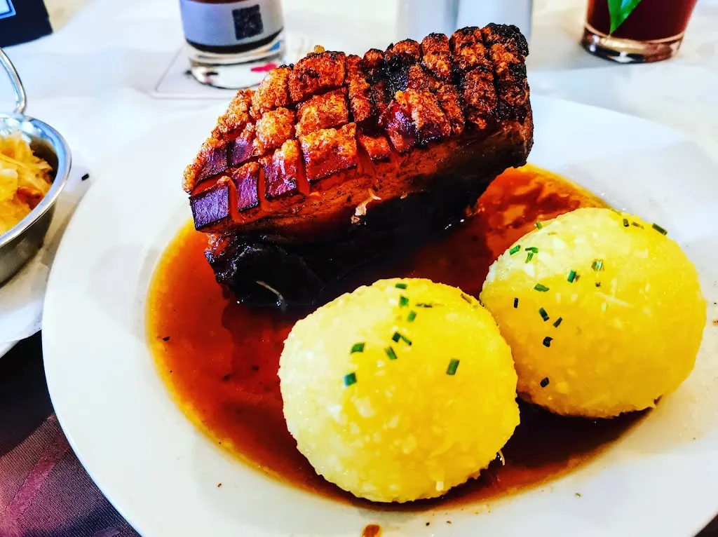 Rossis Essen trinken waafen_Gößweinstein_slider_image_3