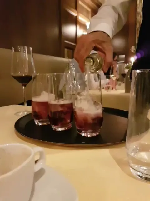 Gesellschaftshaus der BASF_Rhein_slider_image_2