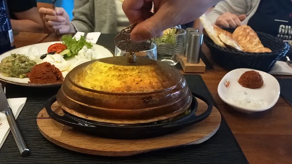 Hanem Cafe Resturant_Rhein_slider_image_2