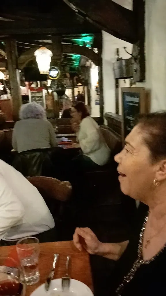 Beer House .... griechische Küche &15 Fassbiere - Ludwigshafen am Rhein_Rhein_slider_image_2