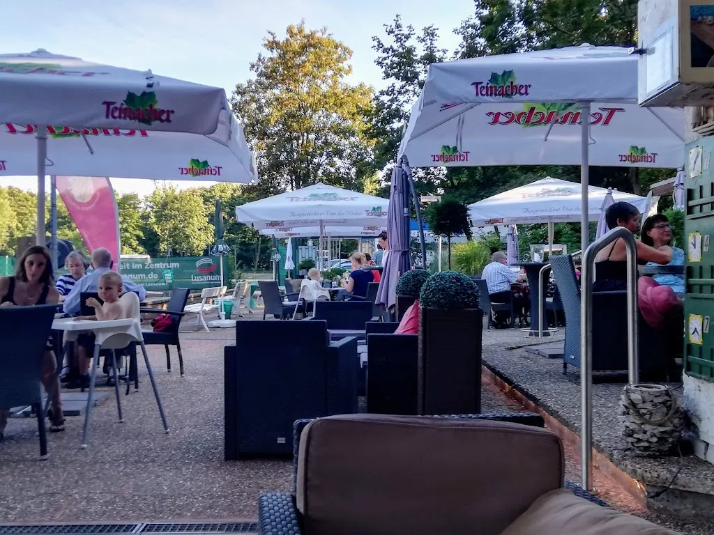 Da Leone_Rhein_slider_image_1