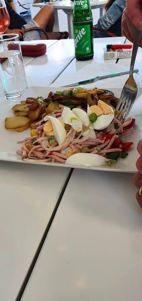 Menu_Erlebnisgastronomie an der Rheingalerie Pier one_Rhein_image_2