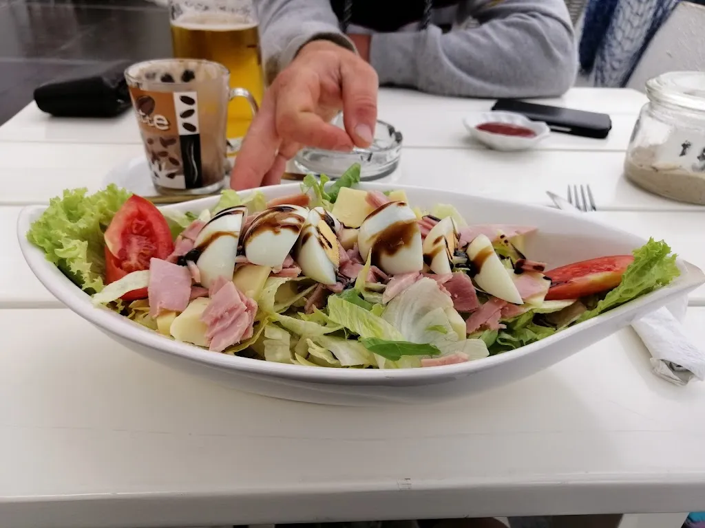 Erlebnisgastronomie an der Rheingalerie Pier one_Rhein_slider_image_2