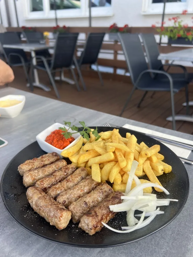 Restaurant Waldpark bei Berovci restaurant in Graben-Neudorf