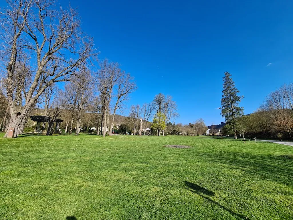 Freiherr-vom-Stein Park restaurant in Nassau