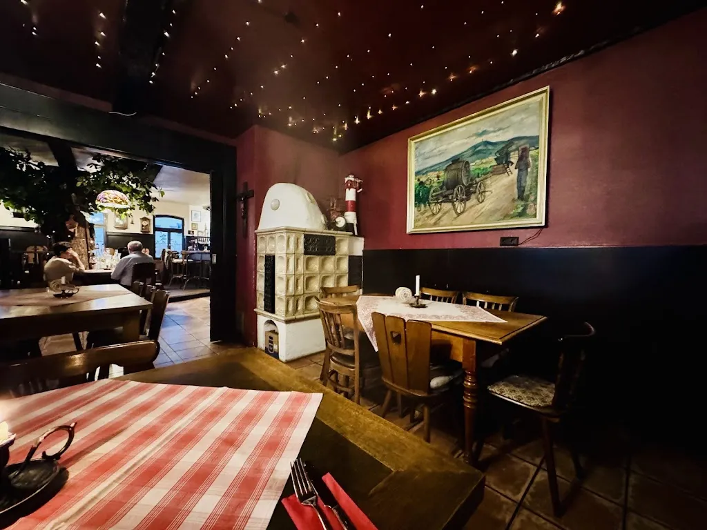 Alt Medenheimer-Stube_Neuhofen_slider_image_1