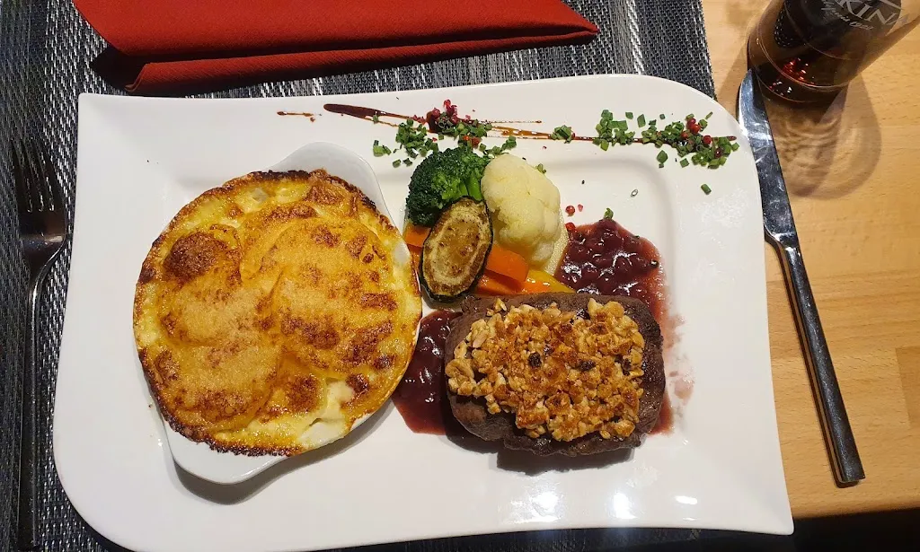 Simona Ratkošová_Schwendi_Graben_recensione