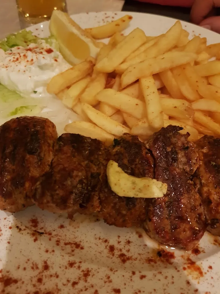 Menu_Nikos Restaurant griechische und deutsche Spezialitäten_Neuhofen_image_4