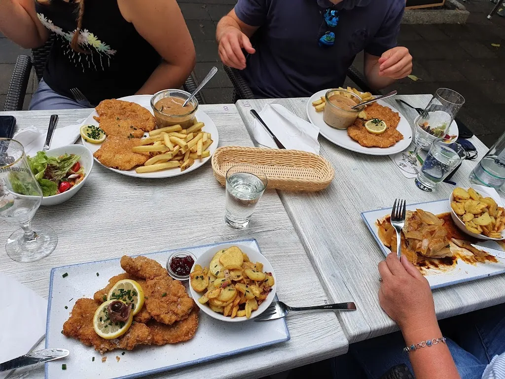 Gino C_Bachmeier's Traube Niederfell_Niederfell_review