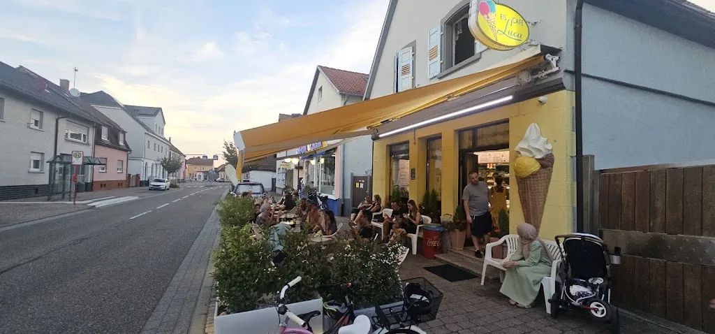 Sarfraz-ul Haque_Eiscafé Luca_Graben-Neudorf_review