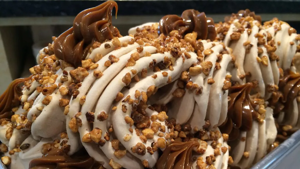 Eiscafé Luca_Graben-Neudorf_slider_image_3