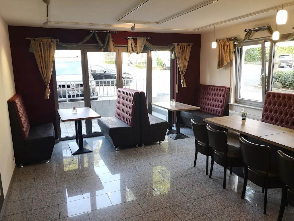 Zum Dorfbrunnen restaurant in Niederelbert