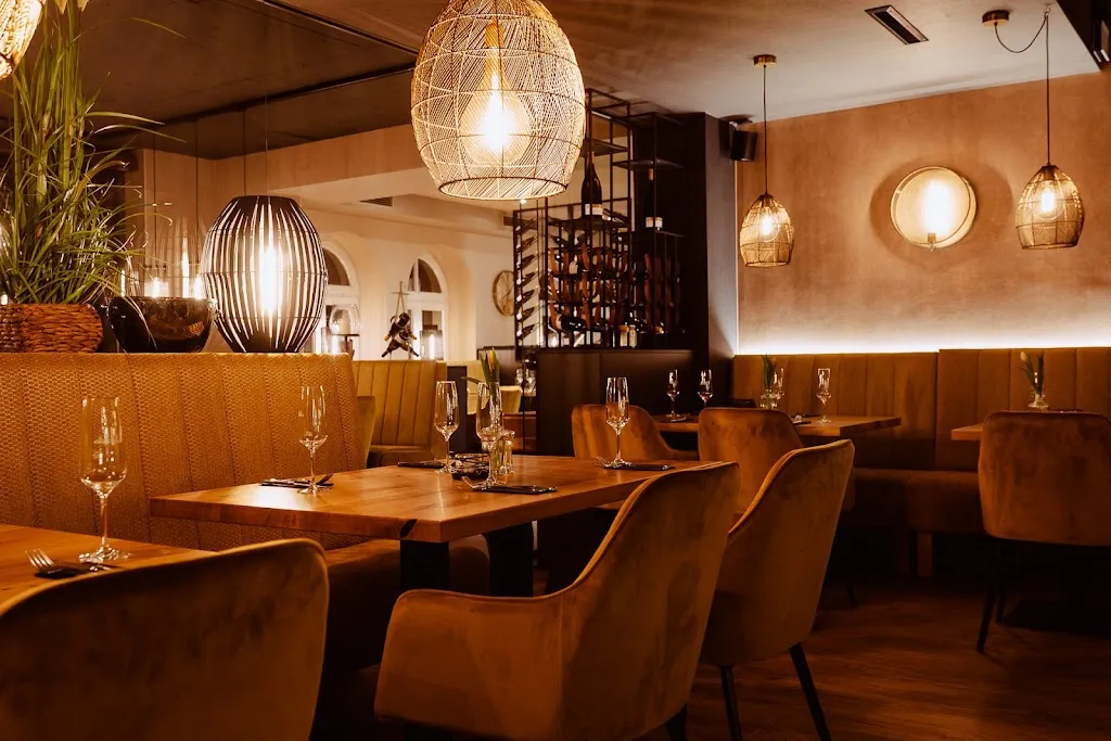 Weingut Hubertus M. Apel_Nittel_slider_image_2